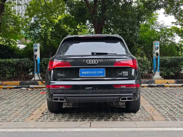 Audi Q5L — Фото автомобиля 8
