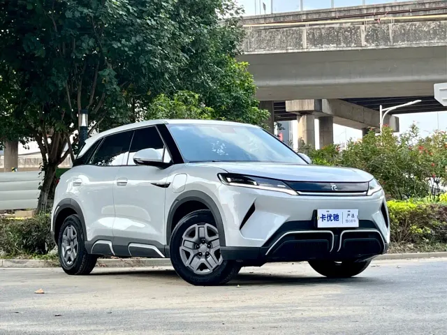 BYD Yuan UP — Фото автомобиля 6