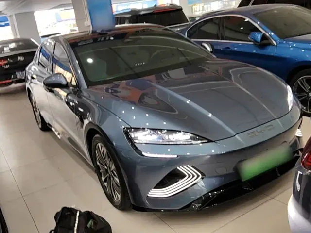 BYD Seal — Фото автомобиля 3