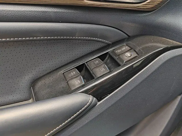 GAC Trumpchi M8 — Фото автомобиля 15