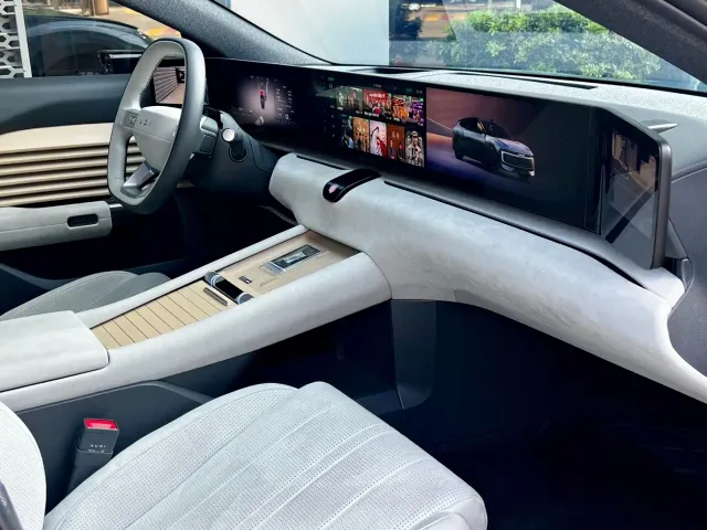 Audi E5 Sportback — Фото автомобиля 30
