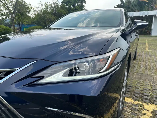Lexus ES — Фото автомобиля 23