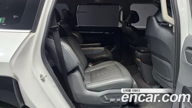 Kia EV9 — Фото автомобиля 12