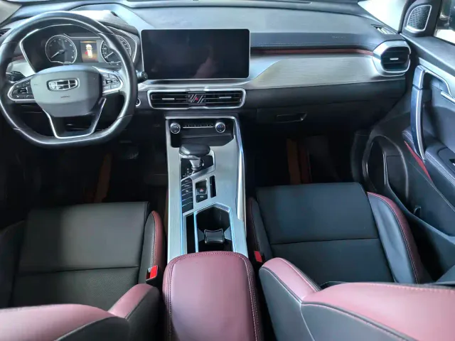 Geely Binyue — Фото автомобиля 8