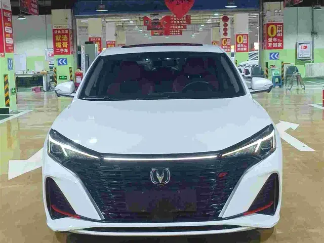 Changan Eado — Фото автомобиля 2