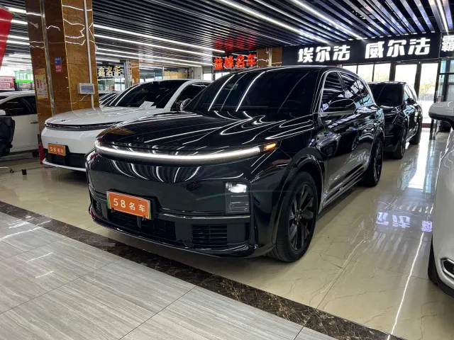 Li Auto L7 — Фото автомобиля 2