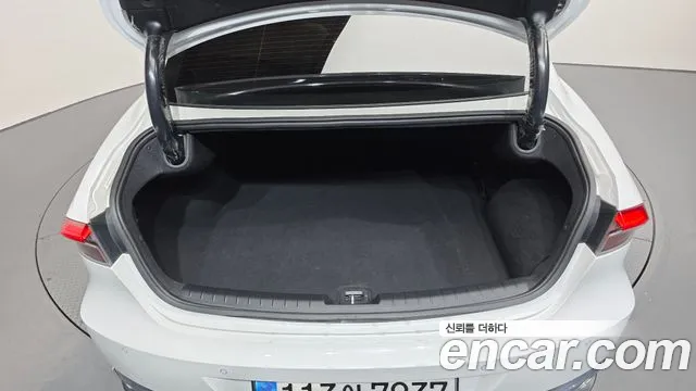 Hyundai Grandeur — Фото автомобиля 8