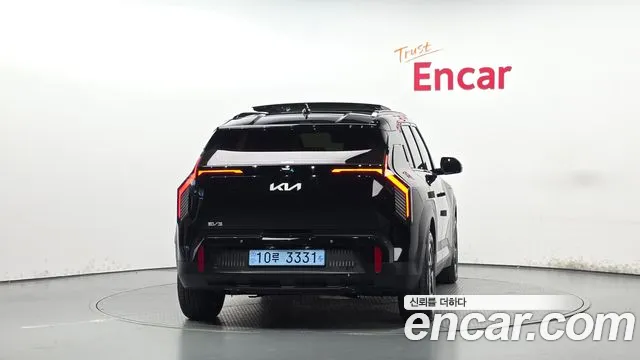 Kia EV3 — Фото автомобиля 4