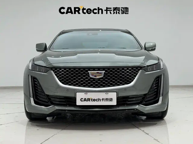 Cadillac CT5 — Фото автомобиля 3