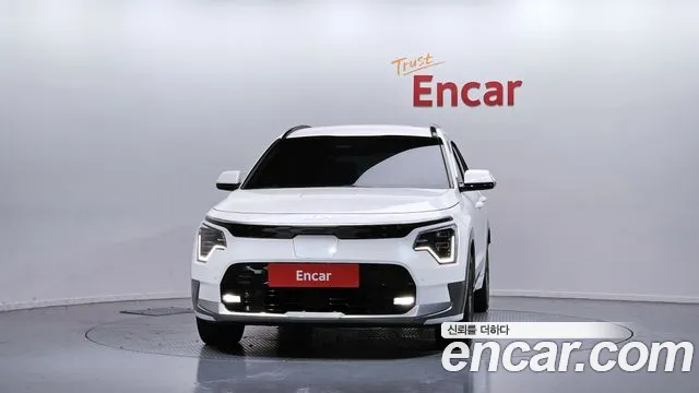 Kia Niro — Фото автомобиля 3