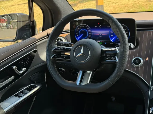 Mercedes-Benz EQE SUV — Фото автомобиля 19