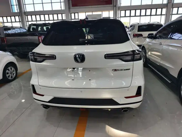 Changan CS55 Plus — Фото автомобиля 10