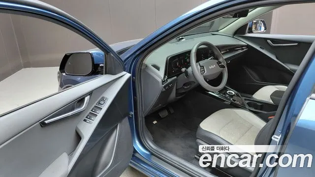 Kia Niro The All New Niro — Фото автомобиля 15