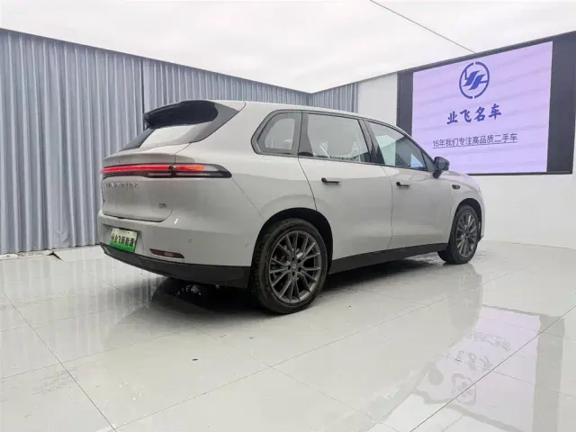 Leapmotor C10 — Фото автомобиля 4
