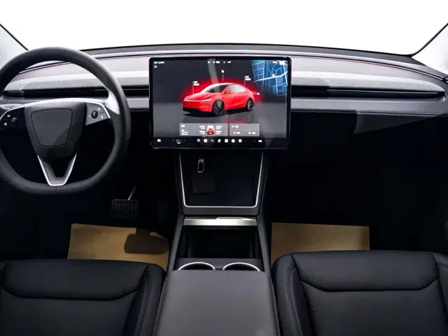 Tesla Model Y — Фото автомобиля 14