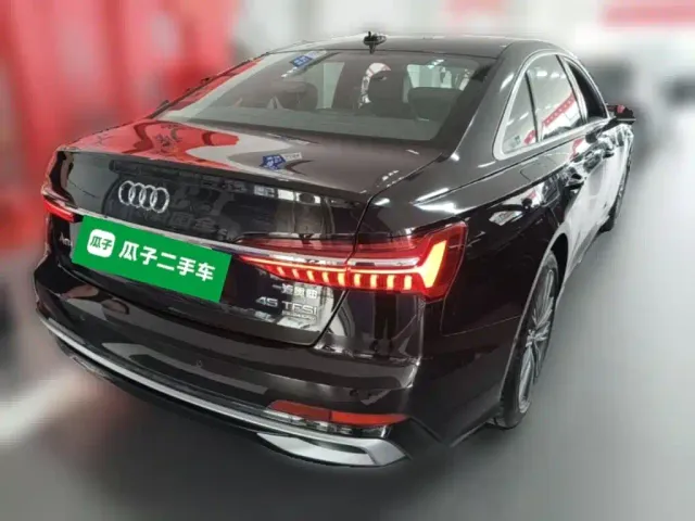 Audi A6L — Фото автомобиля 11
