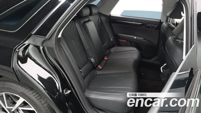 Hyundai Grandeur GN7 — Фото автомобиля 18