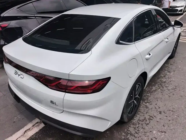 BYD Qin L 2024 DM-i 80KM Superior — Фото автомобиля 6