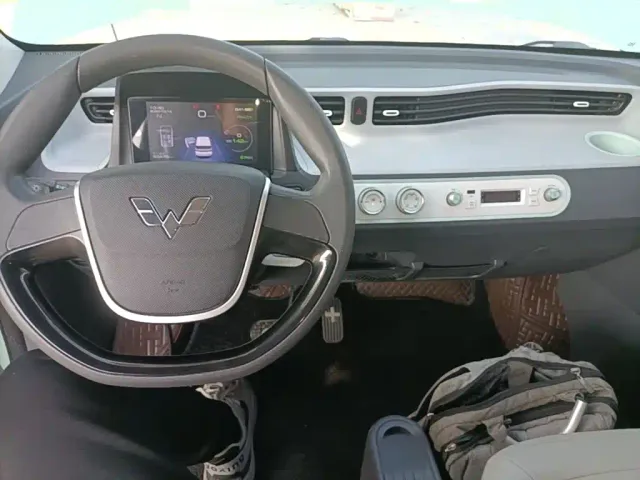 Wuling Hongguang Mini EV — Фото автомобиля 9