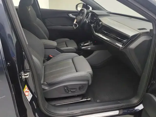 Audi Q4 e-tron — Фото автомобиля 8