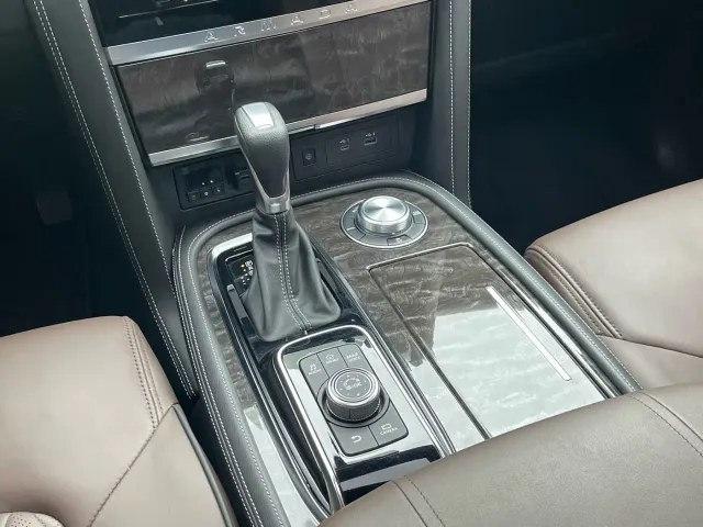 Nissan Patrol — Фото автомобиля 13