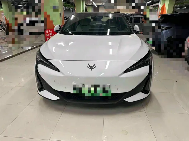 Arcfox Alpha S5 — Фото автомобиля 2