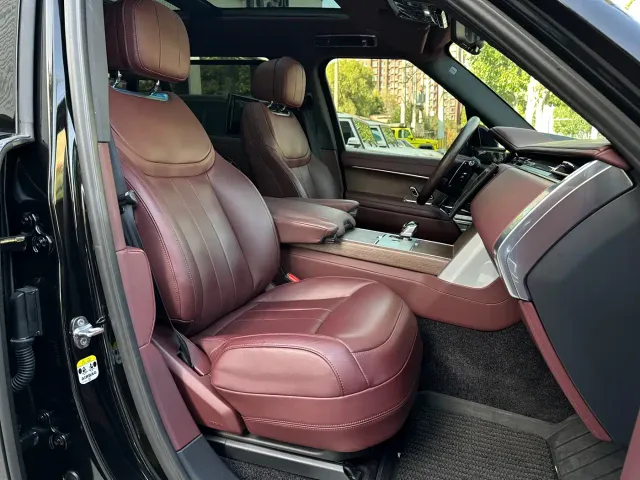 Land Rover Range Rover — Фото автомобиля 16