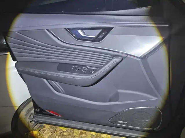 Hongqi HS5 — Фото автомобиля 7