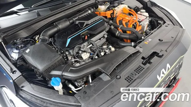 Kia K8 Hybrid — Фото автомобиля 9