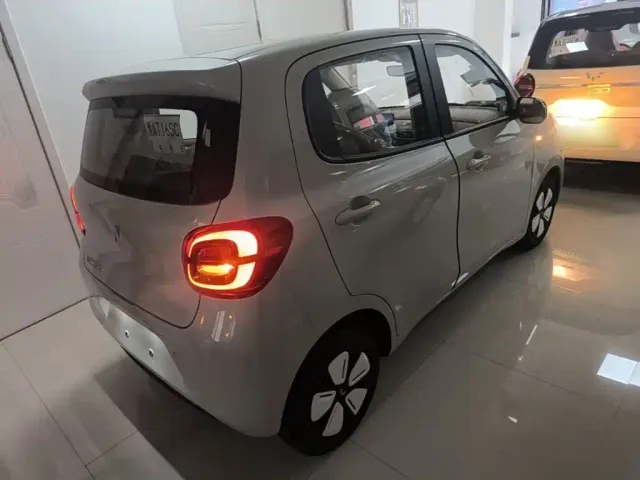 Wuling Hongguang Mini EV — Фото автомобиля 6