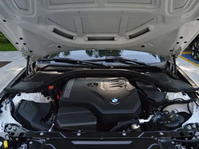 BMW 3 Series — Фото автомобиля 14