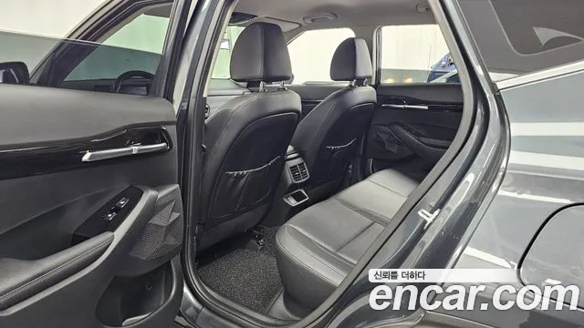 Kia Seltos New — Фото автомобиля 18