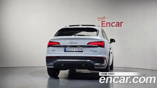 Audi Q5 FY — Фото автомобиля 4