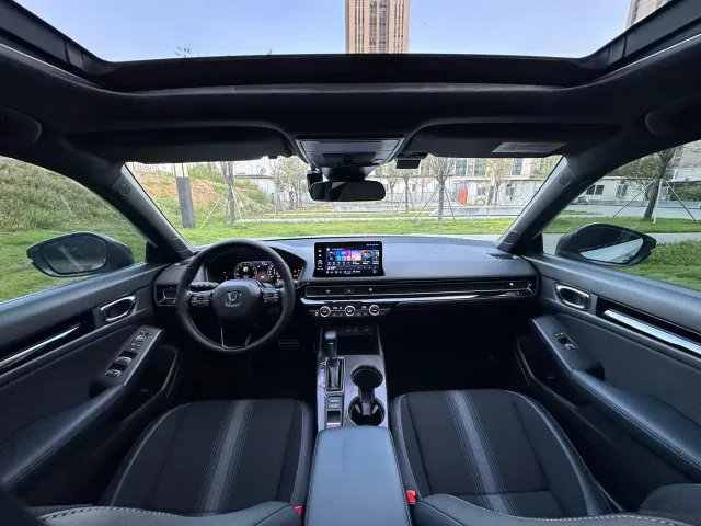 Honda Civic 2023 240TURBO CVT Dynamic Edition — Фото автомобиля 9