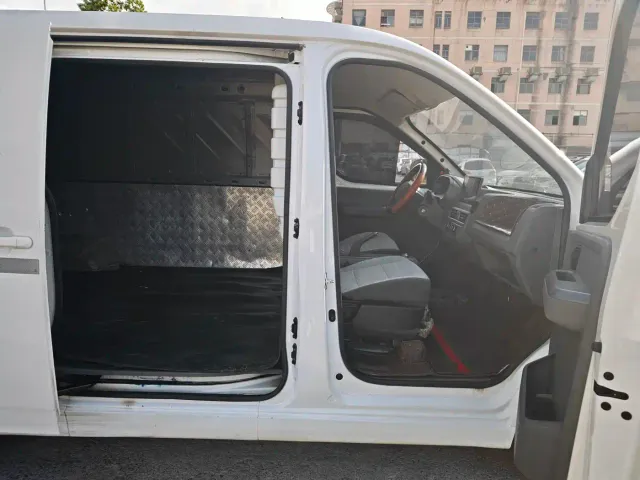 Wuling Yangguang — Фото автомобиля 7