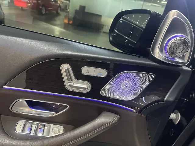 Mercedes-Benz GLE-Class — Фото автомобиля 10