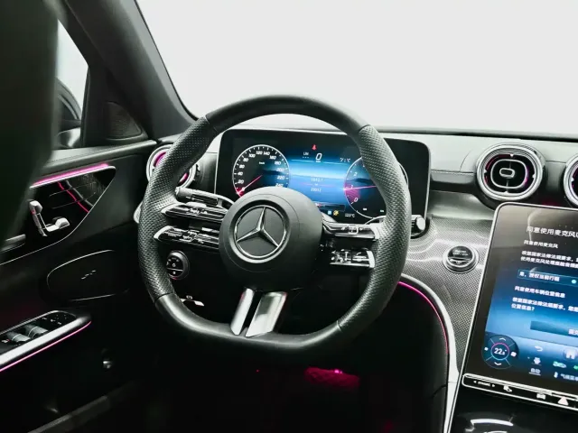 Mercedes-Benz C-Class — Фото автомобиля 30
