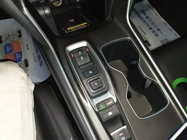 Honda Accord — Фото автомобиля 13