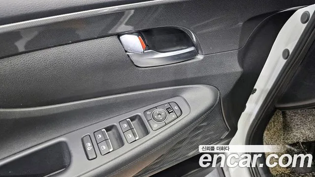 Hyundai Santafe Новый Santa Fe Дизель 2.2 2WD — Фото автомобиля 14