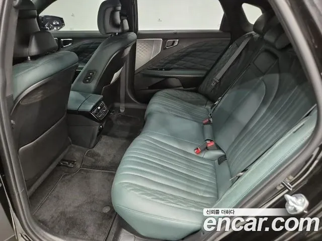 Kia K8 — Фото автомобиля 18