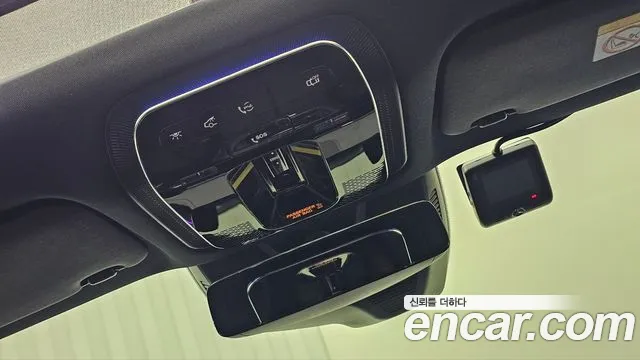 Mercedes-Benz E-Class — Фото автомобиля 17
