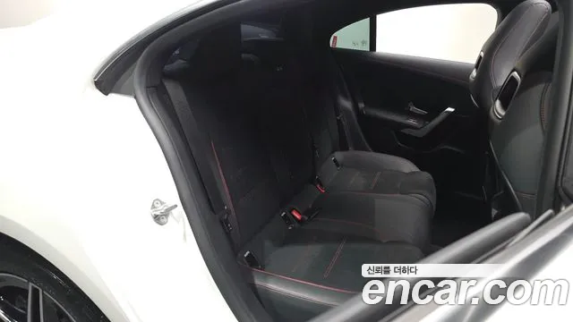 Mercedes-Benz CLA-Class — Фото автомобиля 11