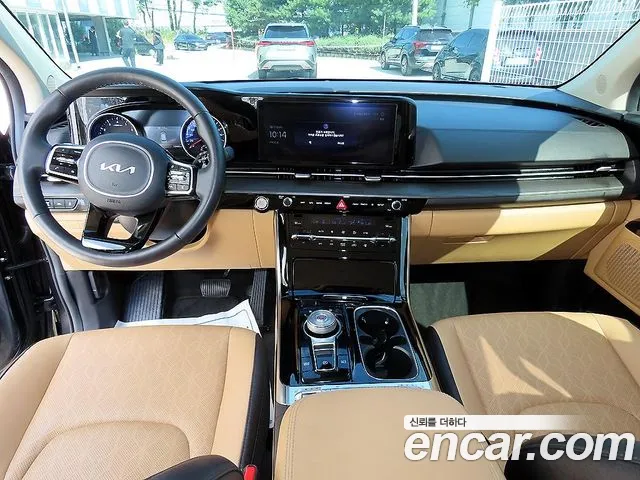 Kia Carnival Generation 4 — Фото автомобиля 8