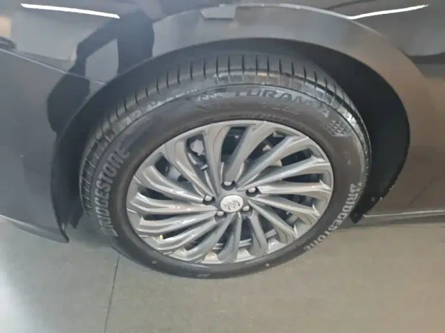 Buick LaCrosse — Фото автомобиля 22