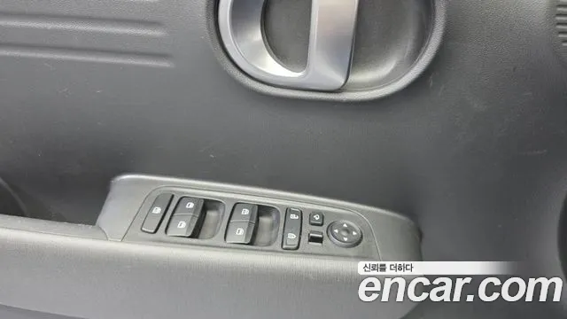 Hyundai Casper Casper Essential — Фото автомобиля 12