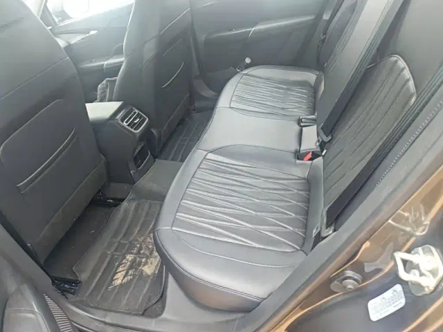 Changan Eado — Фото автомобиля 16