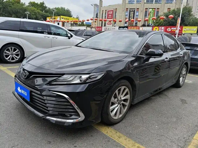 Фотография автомобиля — Toyota Camry