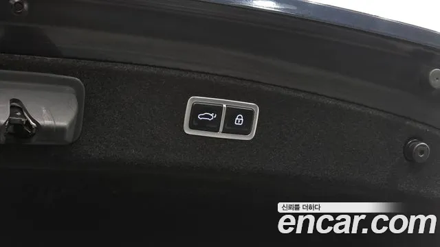 Genesis G80 Бензин 2.5 турбо AWD — Фото автомобиля 14