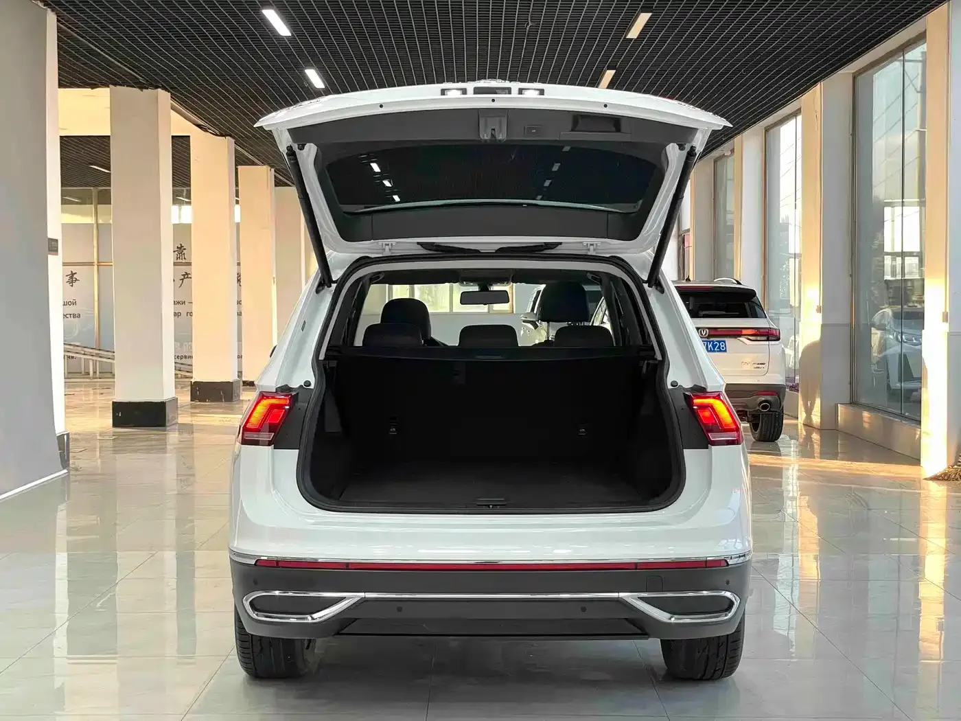 Volkswagen Tiguan L 2023 280TSI 2WD Trend Limited Edition — Фото автомобиля 18