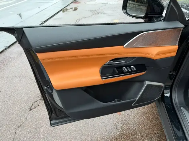 Xpeng G9 — Фото автомобиля 6